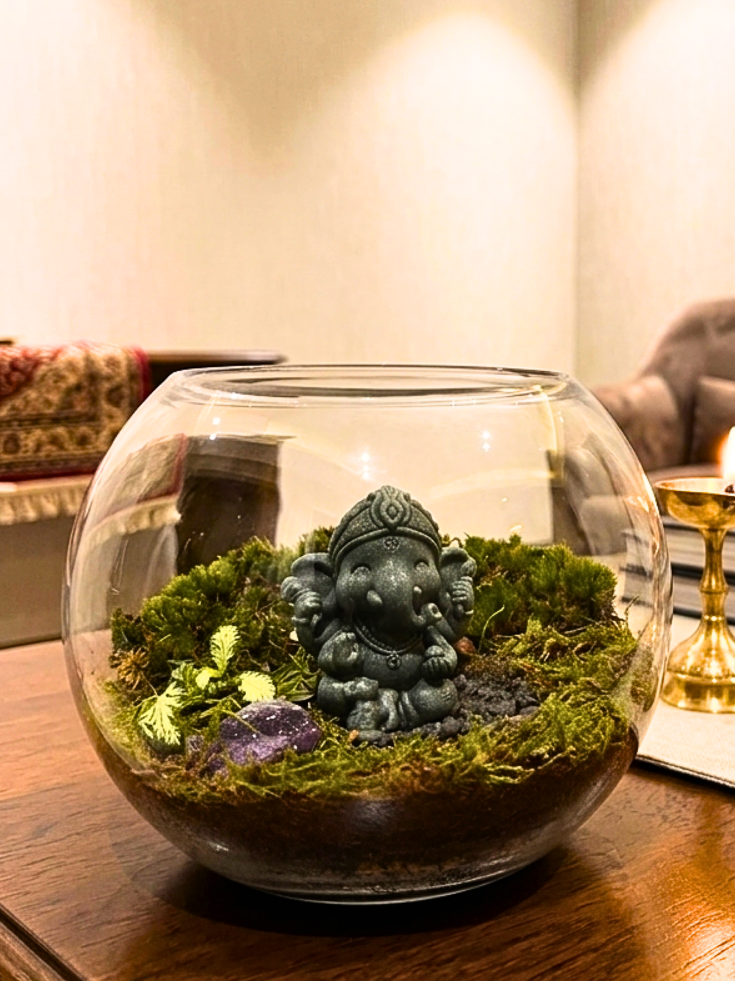 Luxury Lord Ganesha bowl terrarium in Dubai featuring moss, Fittonia, and natural greenery.