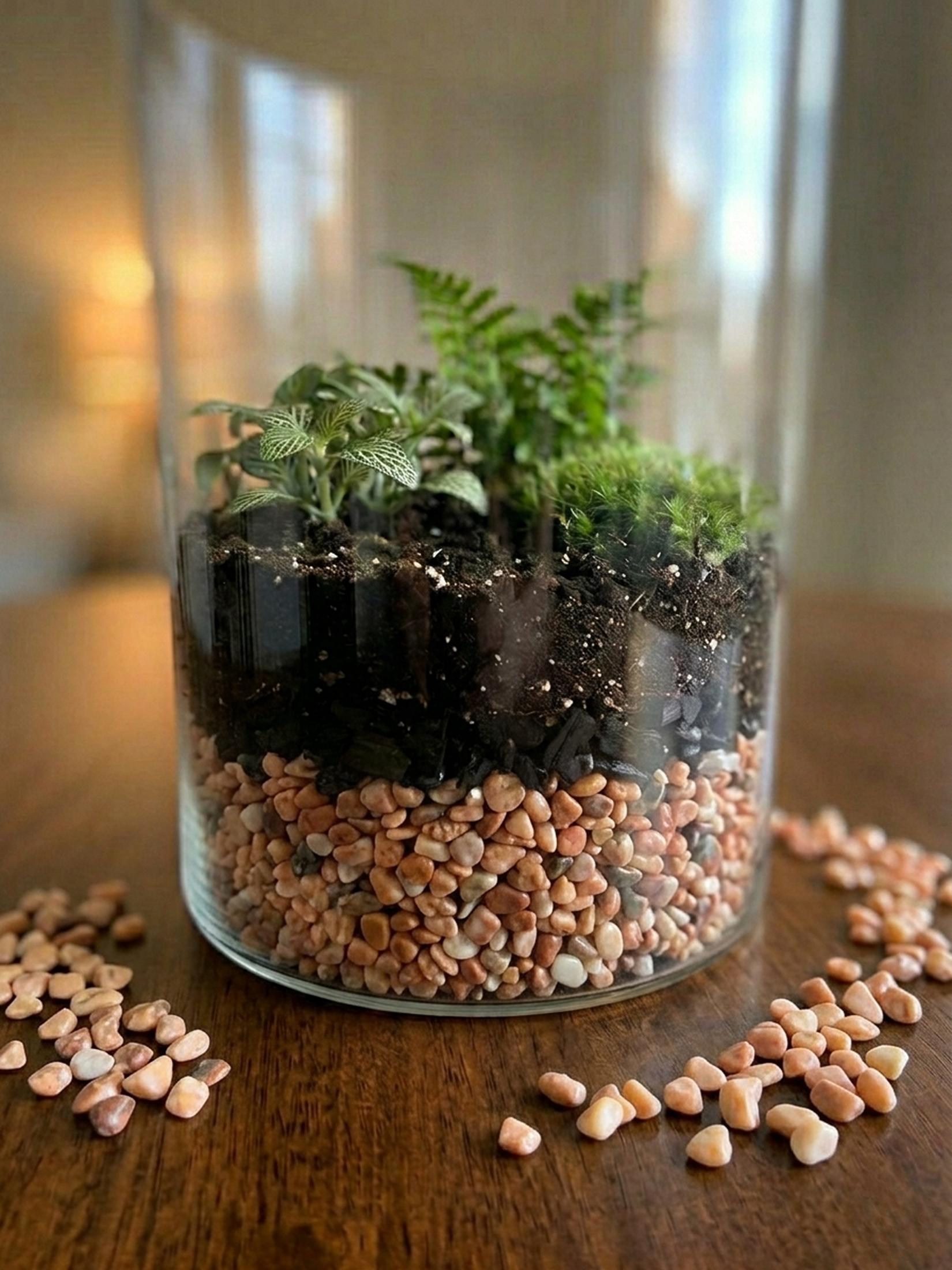 Premium 3–8 mm natural terracotta river stone gravel for terrariums, bonsai, and plant décor